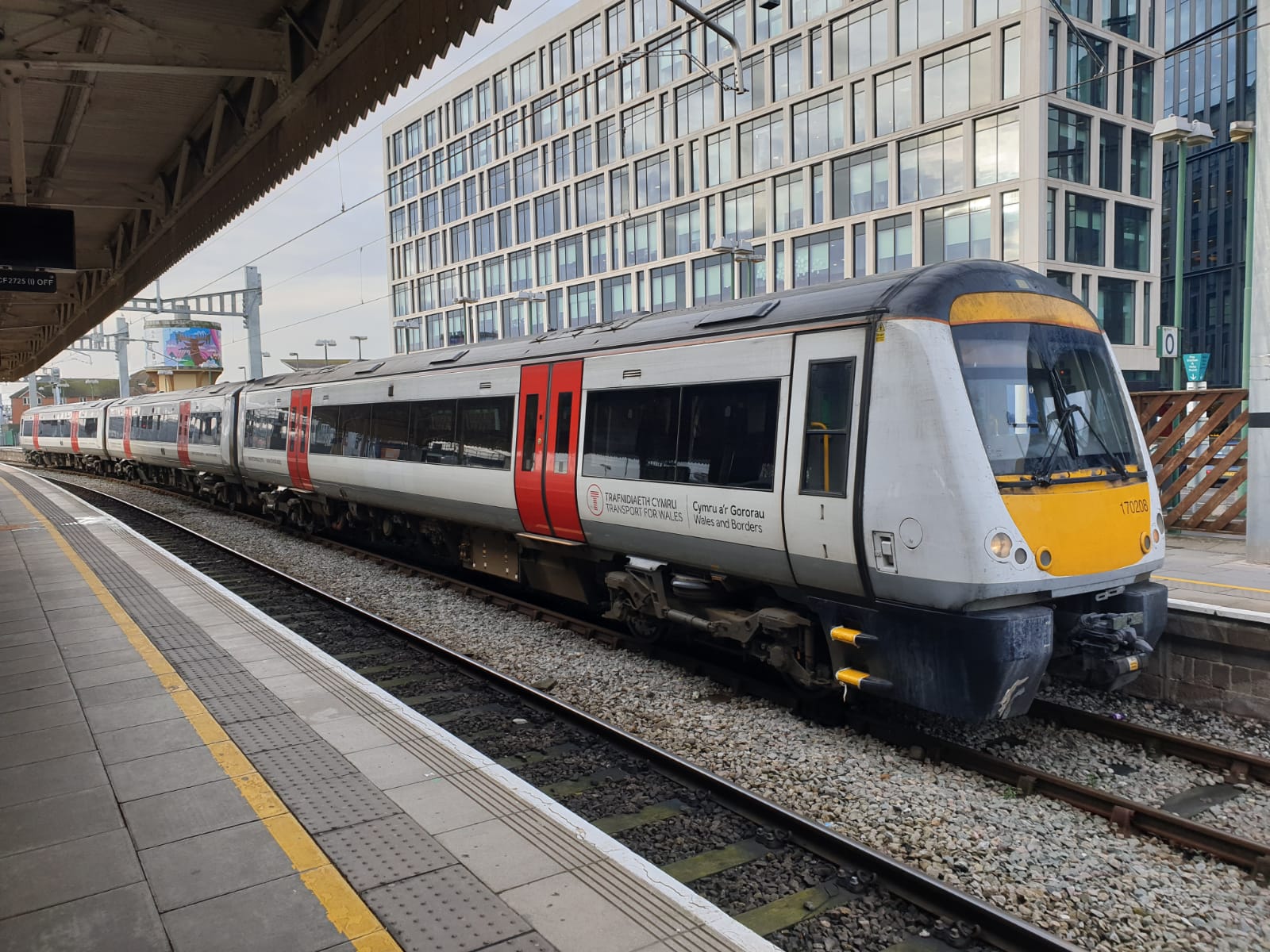 TfW_Rail_170208_at_Cardiff_Central_16_December_2019